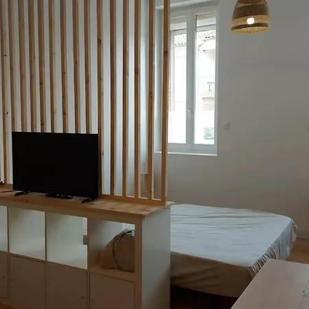 Appartement Lumiere Charme & Confort *